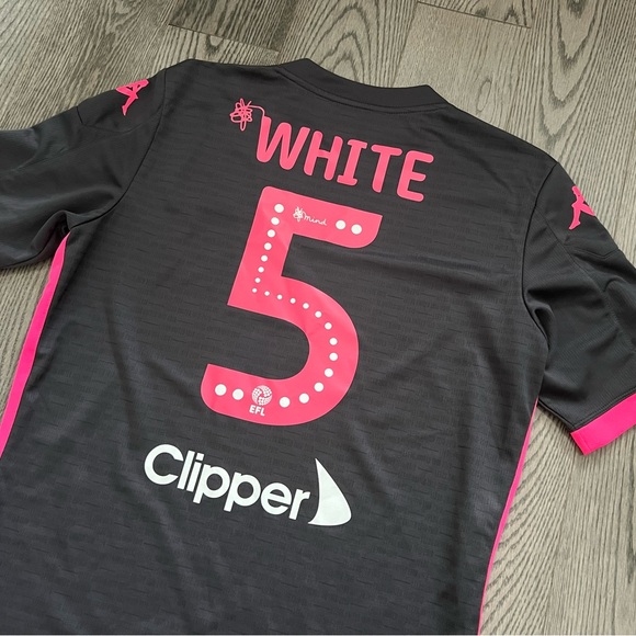 Leeds United 2019/2020 Away Shirt Champions BEN WHITE #5 - Picture 5 of 8